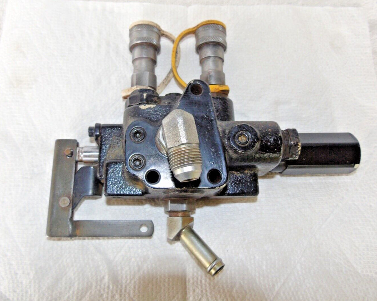 Kubota RTV 900 Hydraulic Dump Box Control Valve OEM# YW254-00102