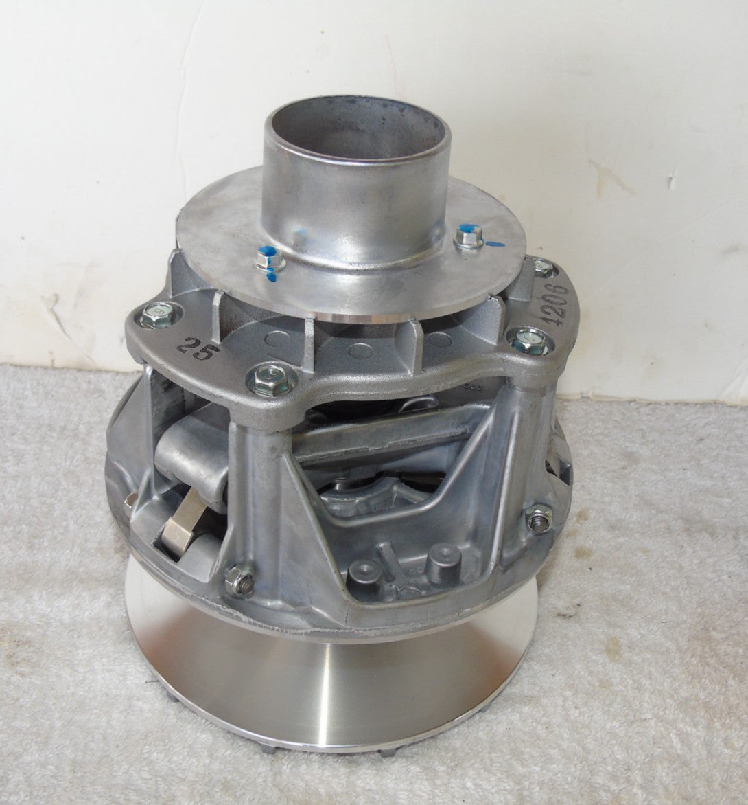 Kawasaki Mule 4000 4010 Drive Converter Clutch Only 11.2 Hrs. OEM# 49093-0025