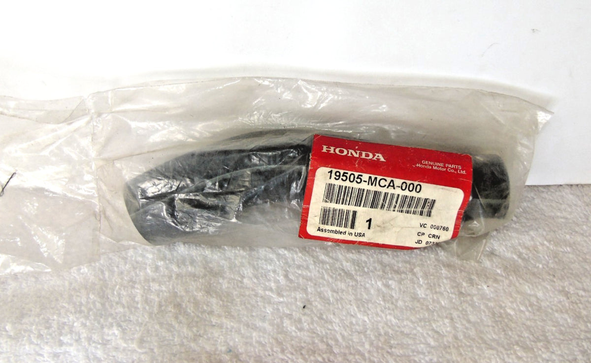 Honda GL1800 Aspencade Rear Radiator Hose New OEM# 19505-MCA-000