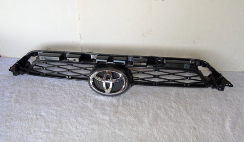 Genuine Toyota 4 Runner Front Grill Black/Chrome Emblem OEM# 51321-35090 2014-19