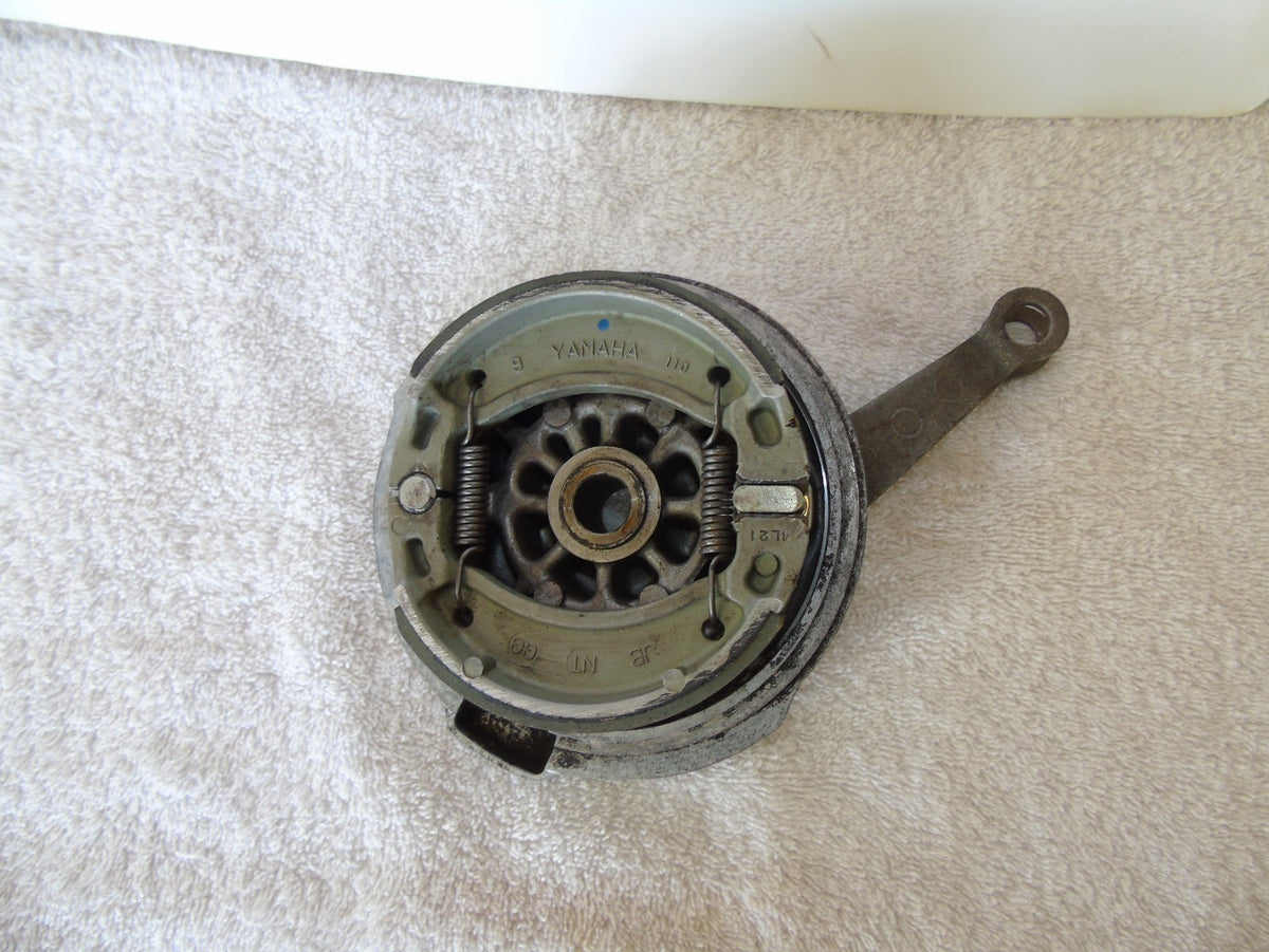 Yamaha XT 225 Rear Brake Plate, Brake Arm & Brake Shoes OEM# 15A-25321-04-35